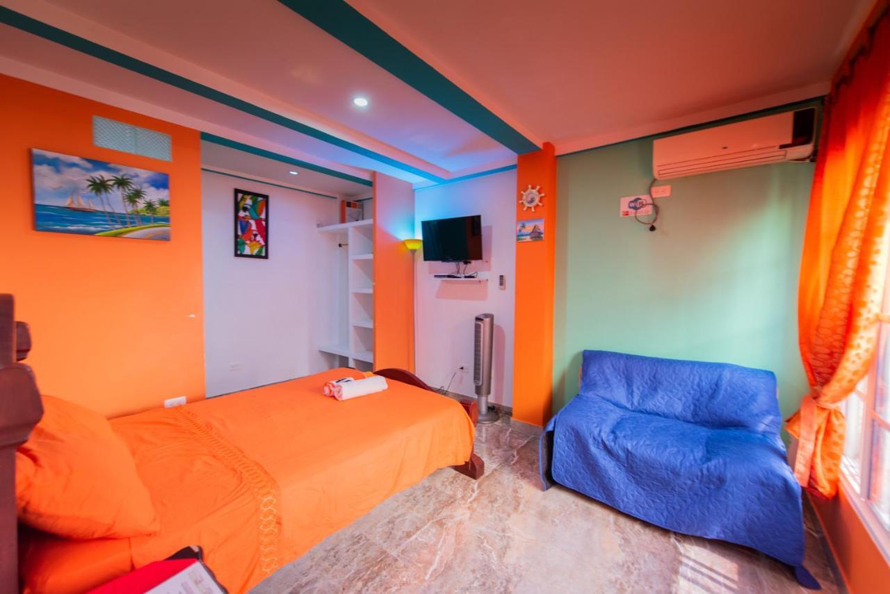 Apartamentos Turisticos El Conquistador San Andres  Exterior photo
