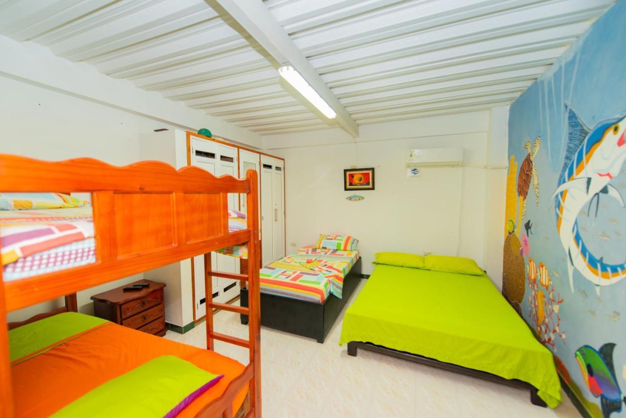 Apartamentos Turisticos El Conquistador San Andres  Exterior photo