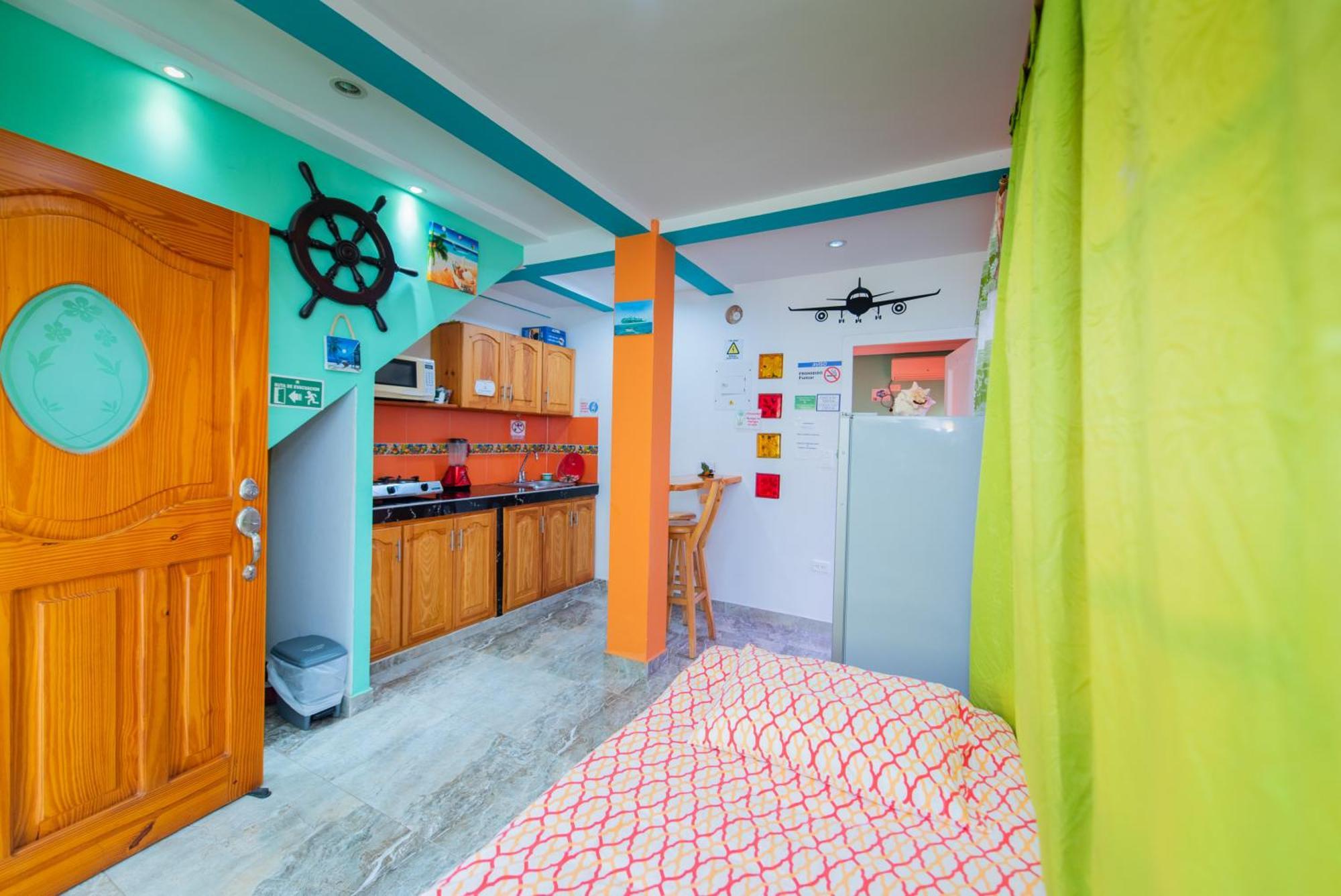 Apartamentos Turisticos El Conquistador San Andres  Exterior photo